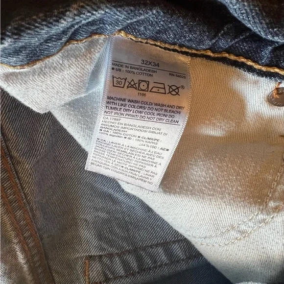 Old Navy jeans - Picture 6 of 6